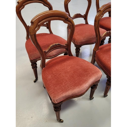 190 - A SET OF 6 GOOD QUALITY VICTORIAN 19TH CENTURY MAHOGANY DINING CHAIRS, each with balloon back with s... 