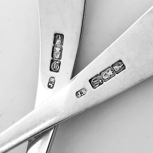 32 - A VERY FINE PAIR OF IRISH SILVER BRIGHT CUT GRAVY / SAUCE LADLES, Dublin, 1902 by John Smythe, each ... 