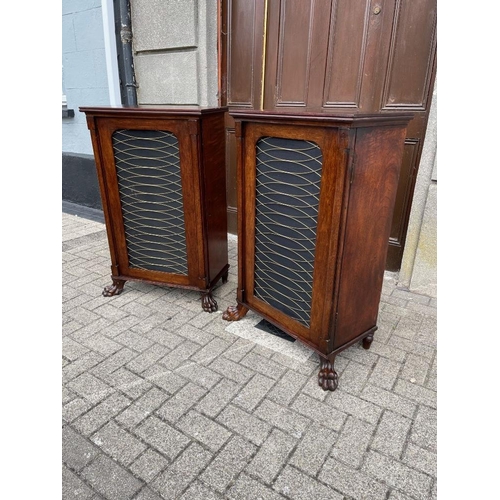 42 - A VERY FINE AND RARE PAIR OF IRISH MAHOGANY FLOOR BOOKCASES / CABINETS, with brass grill doors, rais... 