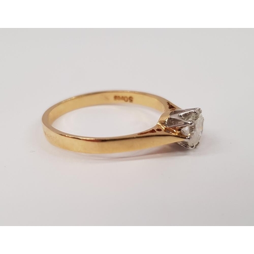 55 - AN ELEGANT 18CT YELLOW GOLD SOLITAIRE DIAMOND RING, stamped 50 DTS (1/2 Carat Diamond)