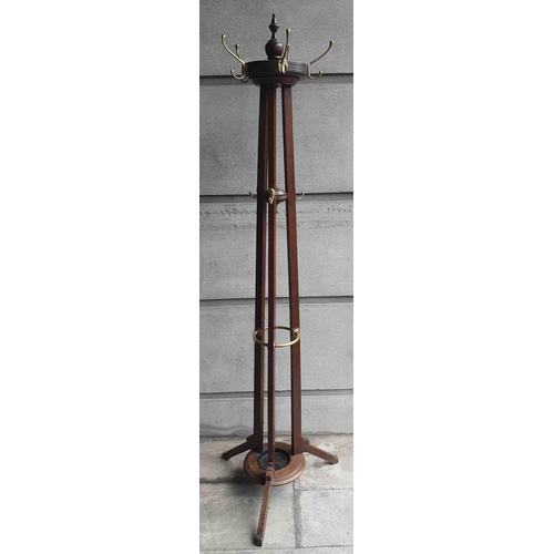 60 - A GOOD 19TH CENTURY OAK HAT/COAT/UMBRELLA STAND, with revolving top section and brass hooks, in very... 