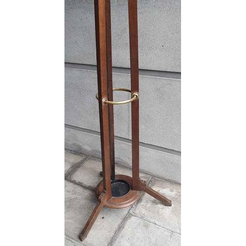 60 - A GOOD 19TH CENTURY OAK HAT/COAT/UMBRELLA STAND, with revolving top section and brass hooks, in very... 