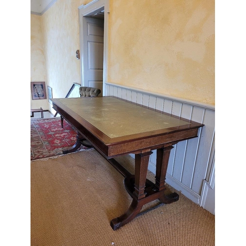 82 - A LATE 19TH CENTURY FIDDLE BACK MAHOGANY CROSSBANDED IN STAINWOOD LIBRARY / READING TABLE, with leat... 