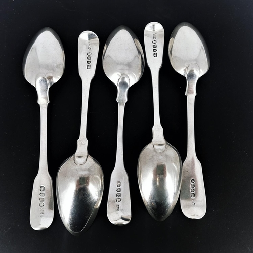 100 - A FINE SET OF 5 18TH & 19TH CENTURY SILVER ‘FIDDLE & THREAD’ LARGE DINNER / TABLE SPOONS, various da... 