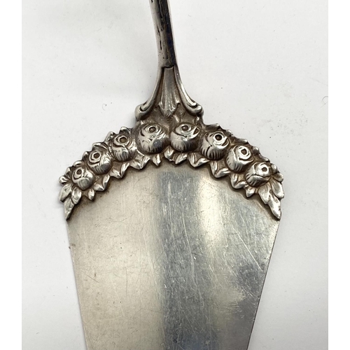 121 - A MIXED LOT; includes; (i) A VERY GOOD SILVER CAKE SLICE WITH ROSE DESIGN, very decorative handle wi... 