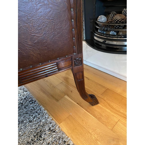 124 - A FINE MAHOGANY & LEATHER DESK CHAIR / ARMCHAIR, very nice button back detail and floral and foliage... 