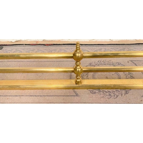 131 - A GOOD QUALITY VICTORIAN BRASS FIRE FENDER, the open rail design makes for a more contemporary desig... 