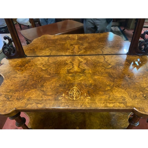 174 - A VERY FINE IRISH BURR WALNUT THREE TIER WHAT-NOT CABINET, with exceptional burr walnut grain and de... 