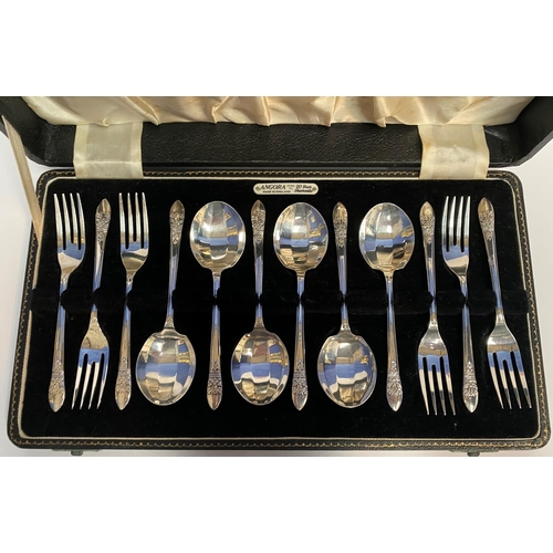 227 - AN ANGORA SILVER PLATED CUTLERY SET, marked Made in England, EPNS, 20 Year Guarantee, cutlery handle... 