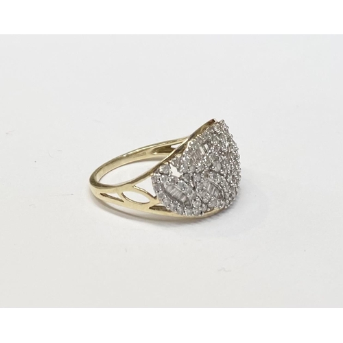 11 - A STUNNING 9CT YELLOW GOLD BOMBAY STYLE DIAMOND CLUSTER RING, with stunning leaf & flower design to ... 