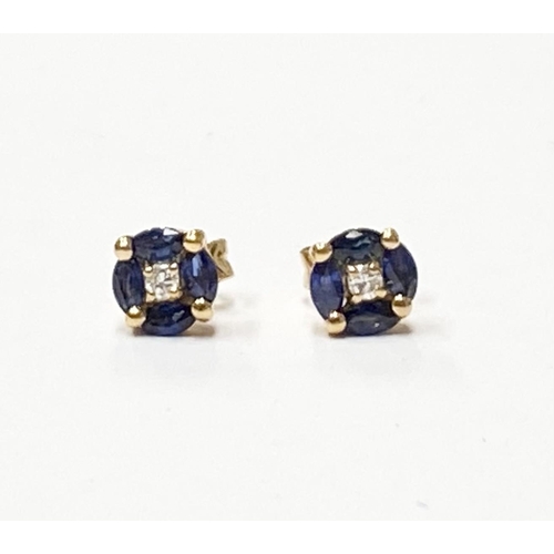 142 - AN ELEGANT PAIR OF 18CT YELLOW GOLD SAPPHIRE & DIAMOND STUD EARRINGS; each stud earring is made up o... 