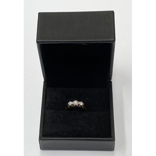 170 - AN 18CT YELLOW GOLD THREE STONE DIAMOND RING, the diamond weight is .60 cts in total , colour G , cl... 