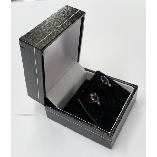 178 - A PAIR OF 18CT YELLOW GOLD SAPPHIRE & DIAMOND STUD EARRING, the stones are all claw set and the sapp... 