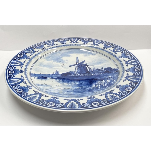 208 - A WONDERFUL COLLECTION OF DUTCH BLUE DELFT, to include (i) seven Delft Blue Holland buildings, all m... 