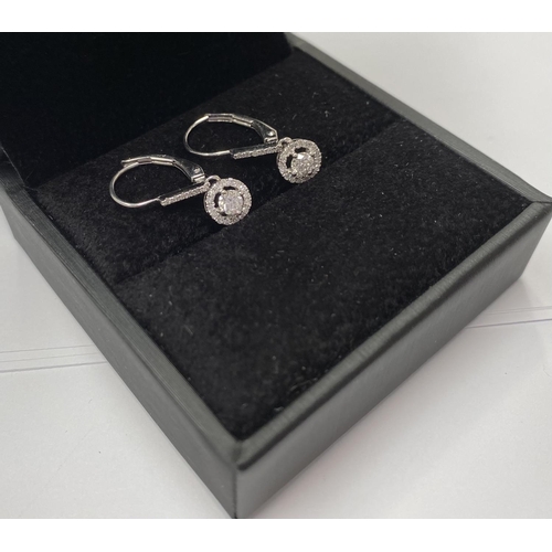 37 - A BEAUTIFUL CLASSIC DESIGN PAIR OF DIAMOND HOOPED EARRINGS, the diamonds are bright and very pretty ... 