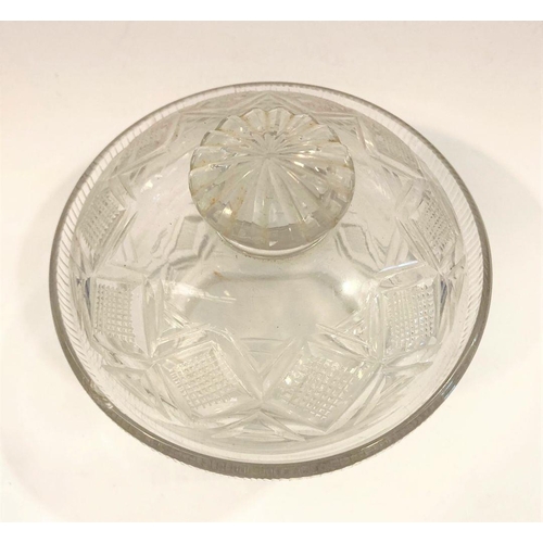 4 - AN IRISH CUT GLASS JAR AND COVER, 15cm high approx