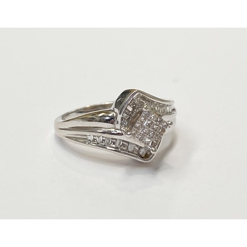 69 - A BEAUTIFUL WHITE GOLD DIAMOND CROSS-OVER RING, a really dynamic piece of handmade jewellery; with a... 