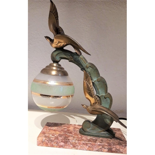 84 - A FANTASTIC ART DECO SWALLOW PATINATED BRONZE LAMP ON A MARBLE BASE, a pair of swallows take flight ... 