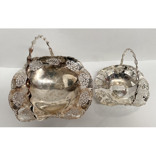 105 - A SILVER PLATED LOT TO INCLUDE (i) Two decorative silver plated bonbon dishes, both with twist desig... 