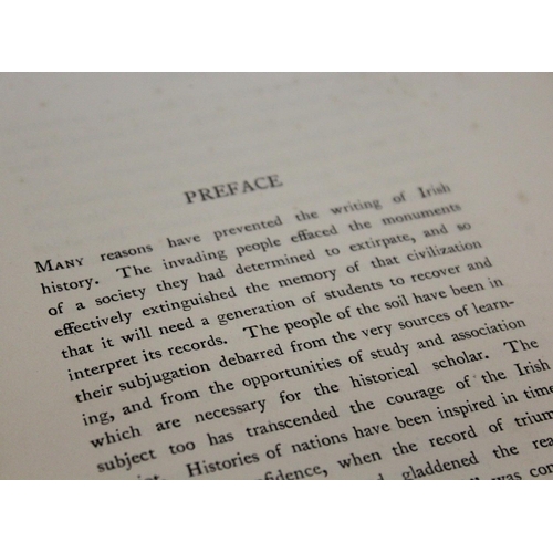 198 - BOOK: ALICE STOPFORD GREEN (MEATHAN, 1847-1929), 