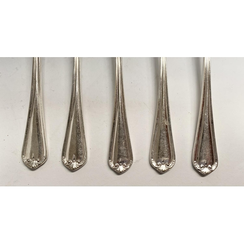 225 - A SILVER PLATED LOT TO INCLUDE (i) six table spoons, (ii) six dessert spoons, (iii) five large forks... 