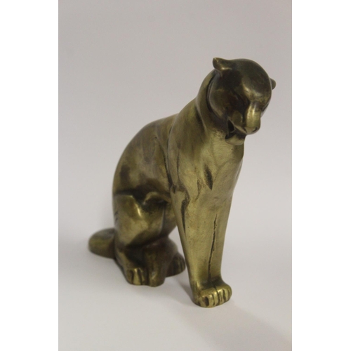 78 - A FRENCH ART-DECO BRONZE PANTHER, produced circa. 1930; contoured with a fitting patina, and of a su... 