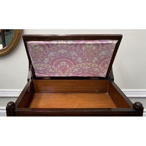 86 - AN EDWARDIAN MAHOGANY INLAID PIANO STOOL, with tapestry upholstered seat, lift up sheet music compar... 