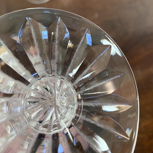 88 - A WATERFORD CRYSTAL LOT TO INCLUDE (i) a set of five Eileen cut champagne flutes, with star cut base... 