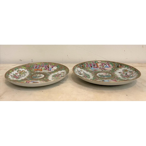 90 - A PAIR OF CANTONESE PORCELAIN FAMILLE ROSE PLATES, China, c.1920, plates are finely decorated with r... 