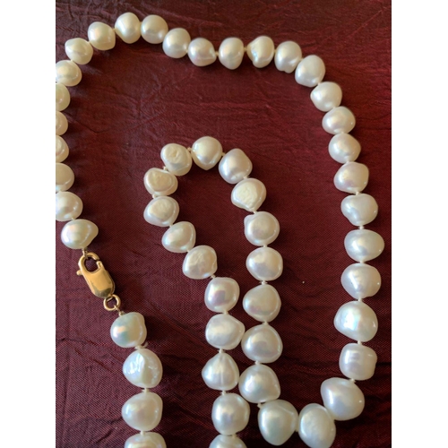 120 - A SINGLE STRAND FRESH WATER PEARL NECKLACE, 18 inch necklace with very evenly matched pearls, 53 of ... 