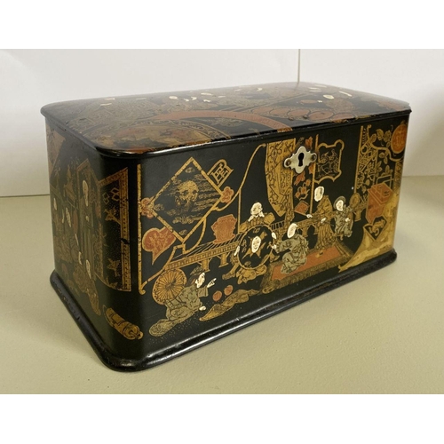 19 - AN EARLY 20TH CENTURY CHINOISERIE BLACK LACQUER AND GILT TEA CADDY, of rectangular form with rounded... 