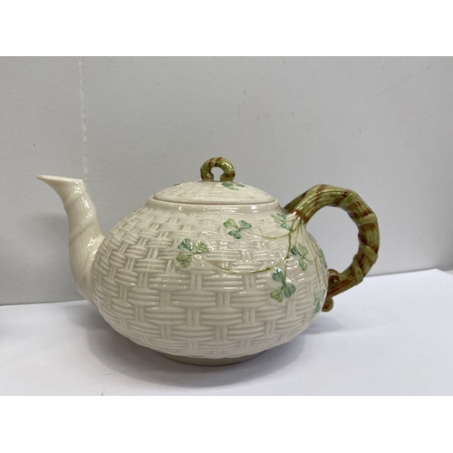 190 - A CLASSIC BELLEEK SHAMROCK JUG, TEAPOT AND TWO PLATES, Parian china in classic basket weave pattern ... 