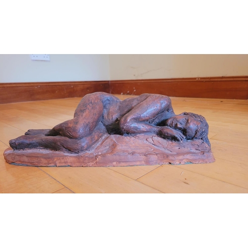 208 - CAROLE HERSHMAN, (IRISH/ENGLISH 20TH CENTURY), RECLINING NUDE, clay sculpture, signed with initials.... 