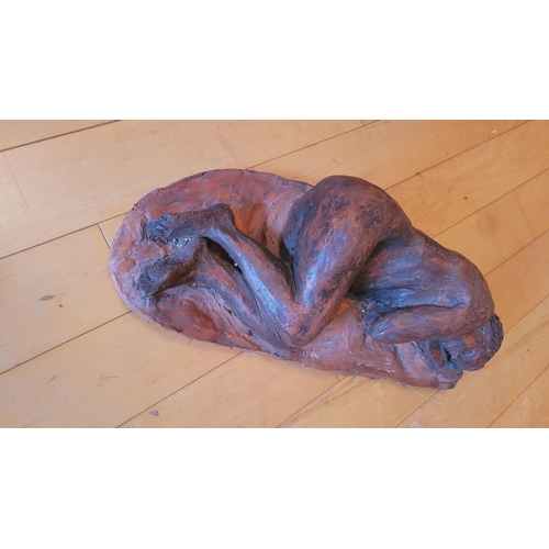 208 - CAROLE HERSHMAN, (IRISH/ENGLISH 20TH CENTURY), RECLINING NUDE, clay sculpture, signed with initials.... 