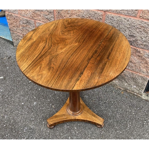 92 - A CIRCULAR MAHOGANY SIDE/LAMP TABLE, mahogany top supported by pedestal on tripod base with flattene... 