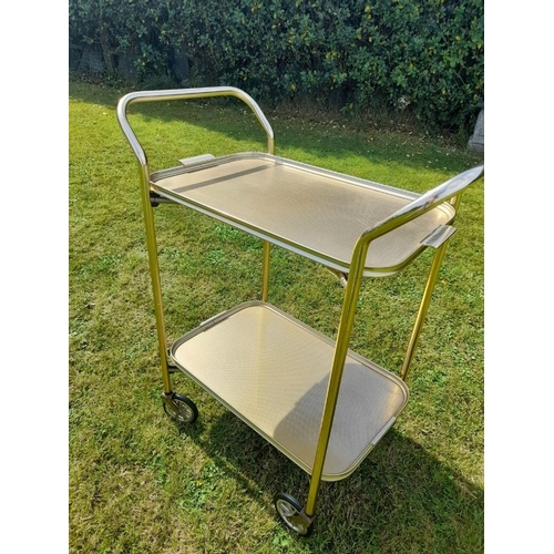 106 - A VINTAGE RETRO WOODMET HOSTING TROLLEY, made in England – stamp beneath. This great vintage piece i... 