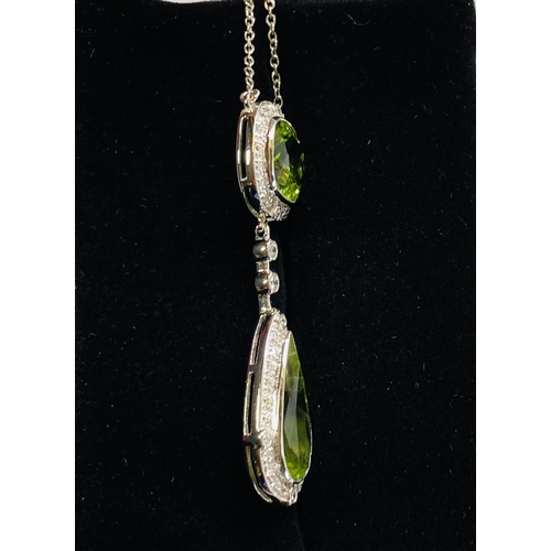 11 - A BEAUTIFUL ART NOUVEAU 18CT WHITE GOLD PERIDOT & DIAMOND PENDANT, a fantastic piece of jewellery cr... 