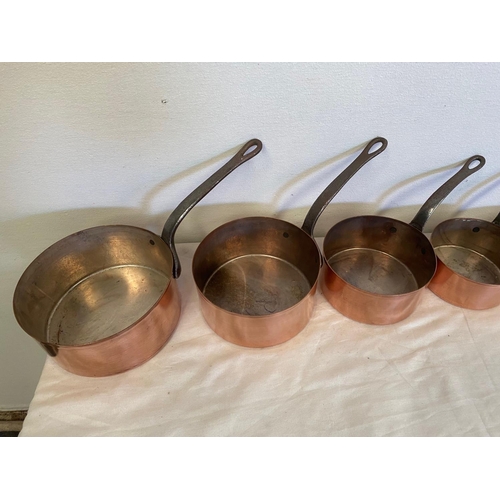 136 - A SET OF 7 MATCHING CHEFS COPPER SAUCEPANS.