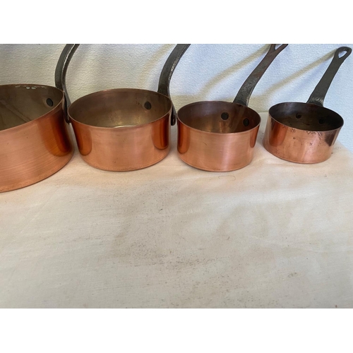 136 - A SET OF 7 MATCHING CHEFS COPPER SAUCEPANS.