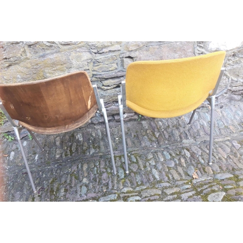 159 - A PAIR OF GIANCARLO PIRETTI DESIGNED ‘CASTELLI’ MID CENTURY MODERN ITALIAN CHAIRS, one with original... 