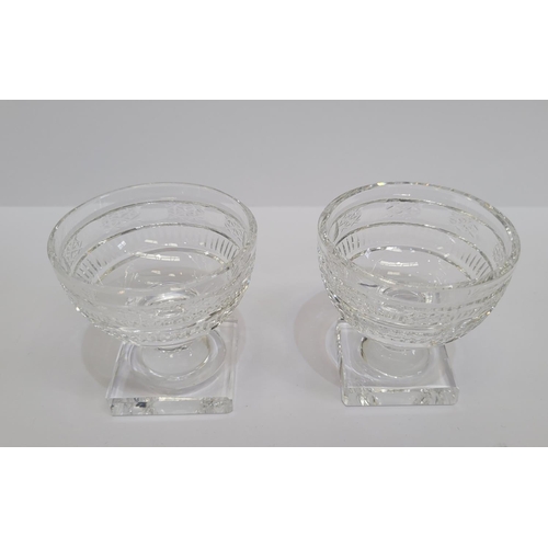 169 - A MIXED ANTIQUE GLASS LOT; includes; (i) A 19TH CENTURY IRISH CUT GLASS ‘FINGER BOWL’, with double s... 