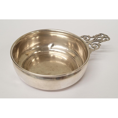 185 - A STERLING SILVER PORRINGER BOWL, with pierced handle decorated with scroll design. Marked Sterling ... 