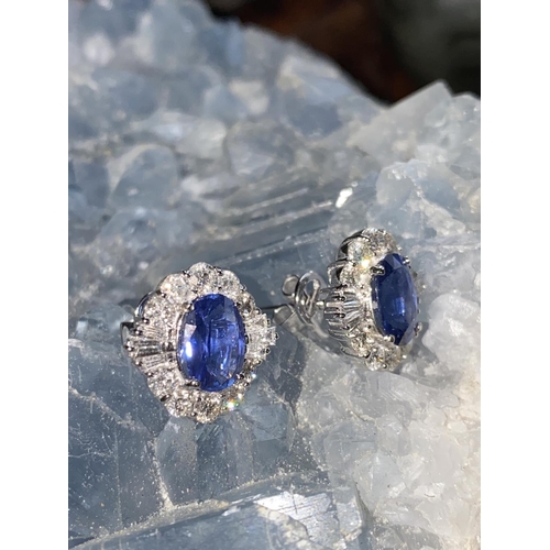 24 - A BEAUTIFUL PAIR OF 18CT WHITE GOLD ART DECO INSPIRED SAPPHIRE & DIAMOND EARRINGS, each with a centr... 