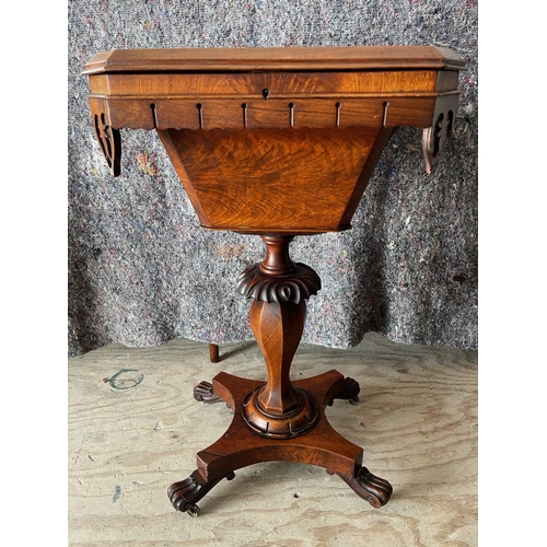 36 - A CHARMING REGENCY ROSEWOOD WORK TABLE, with octagonal shaped top having canter corners, the table t... 