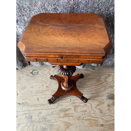 36 - A CHARMING REGENCY ROSEWOOD WORK TABLE, with octagonal shaped top having canter corners, the table t... 