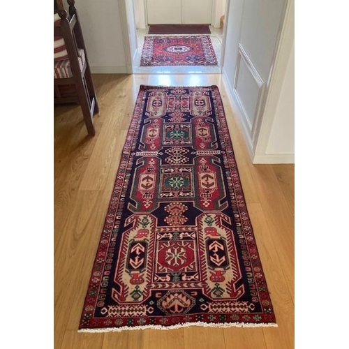 48 - A VERY GOOD QUALITY PERSIAN FLOOR RUNNER / RUG, with tribal style geometric repetitive pattern, main... 