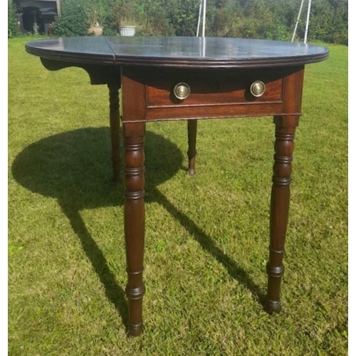 49 - A VERY GOOD QUALITY IRISH MAHOGANY DROP LEAF PEMBROKE TABLE, with oval shape to the top when leaves ... 