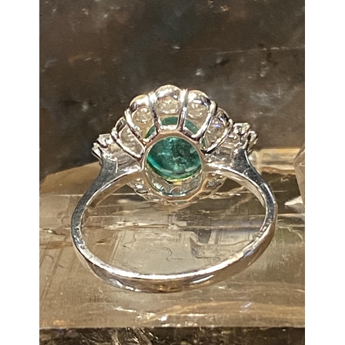 66 - A FANTASTIC ART DECO STYLE 18CT WHITE GOLD COLOMBIAN EMERALD & DIAMOND CLUSTER RING, the centrally p... 