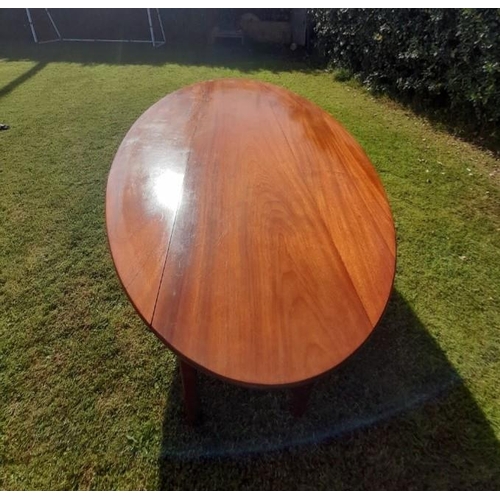 71 - A VERY GOOD MID CENTURY MAHOGANY DROP LEAF HUNTS TABLE, good solid heavy table, in good working cond... 