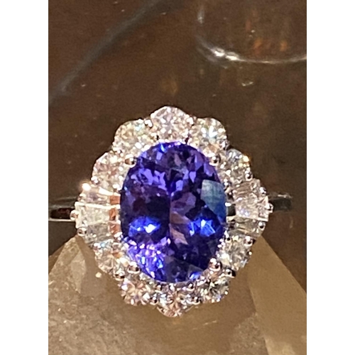 8 - A GORGEOUS ART DECO INSPIRED 18CT WHITE GOLD TANZANITE & DIAMOND RING, a cluster ring, with a large ... 